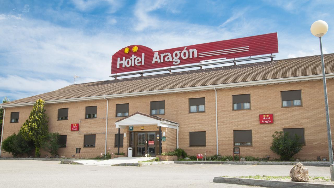 Hotel Aragón La Puebla De Alfinden Exterior foto